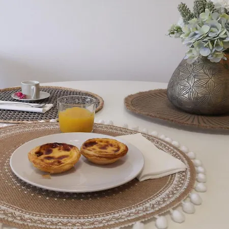 Entire Floor Parque Nacoes Prime Expo30 * Lizbona