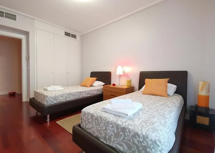 Entire Floor Parque Nacoes Prime Expo30 Lisboa